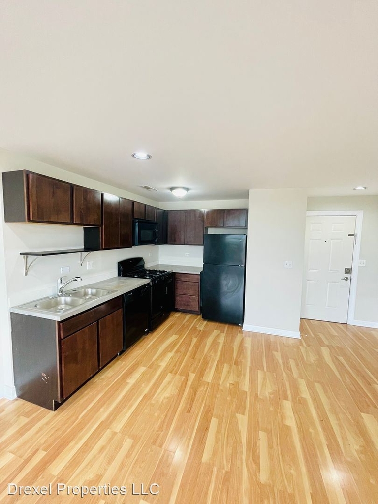 6401-6423 N Rockwell - Photo 3