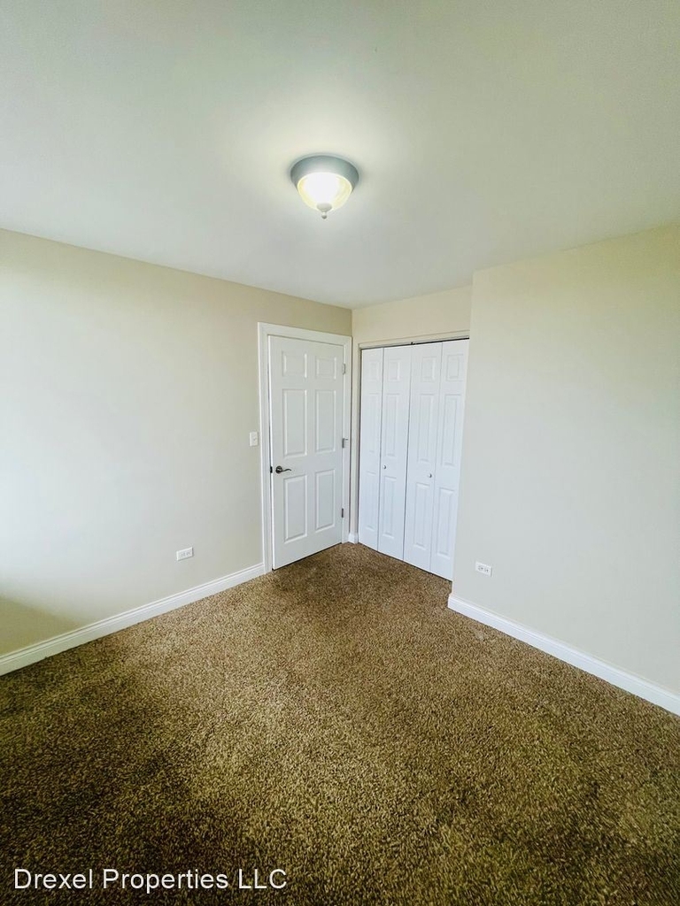 6401-6423 N Rockwell - Photo 8