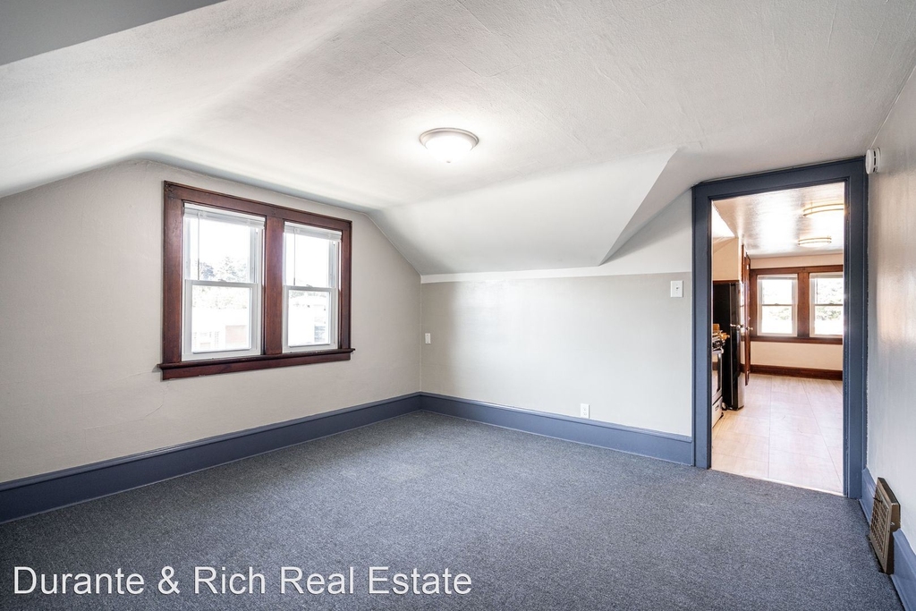 8208 W Lincoln Ave. - Photo 10
