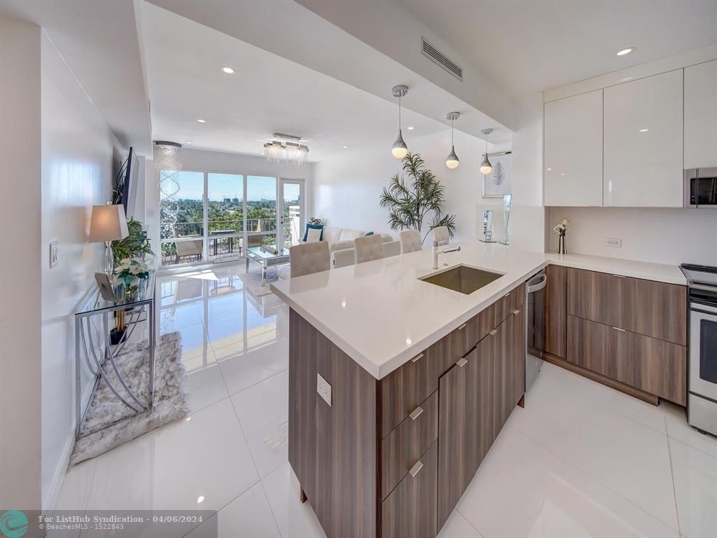 2500 E Las Olas Blvd - Photo 0