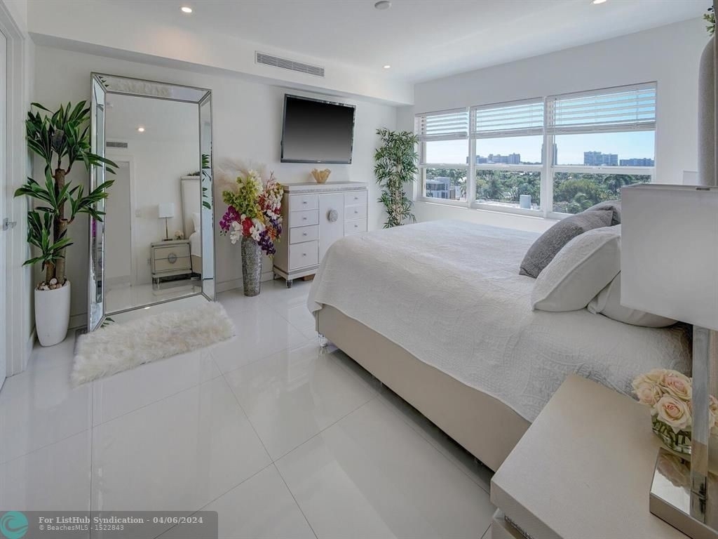 2500 E Las Olas Blvd - Photo 9