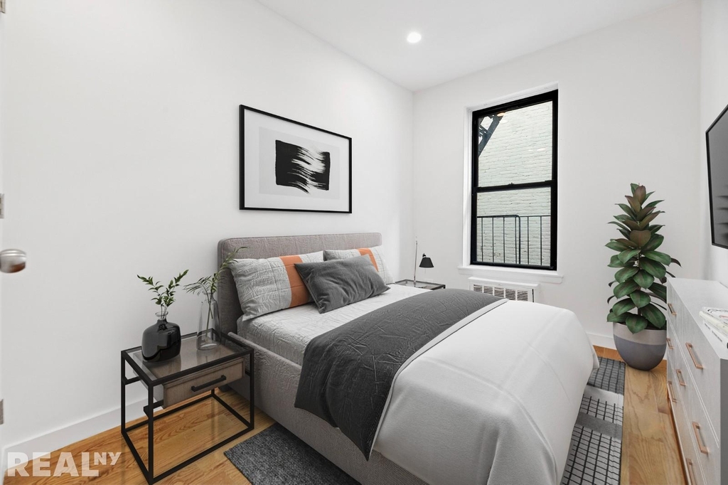 14 First Avenue - Photo 2