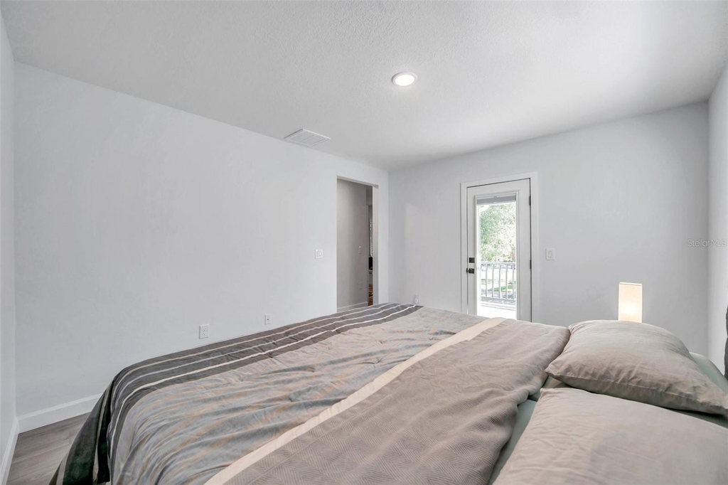 1150 Oak Street Ne - Photo 49