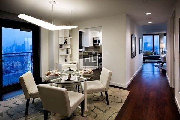 West 67th Street - Photo 1