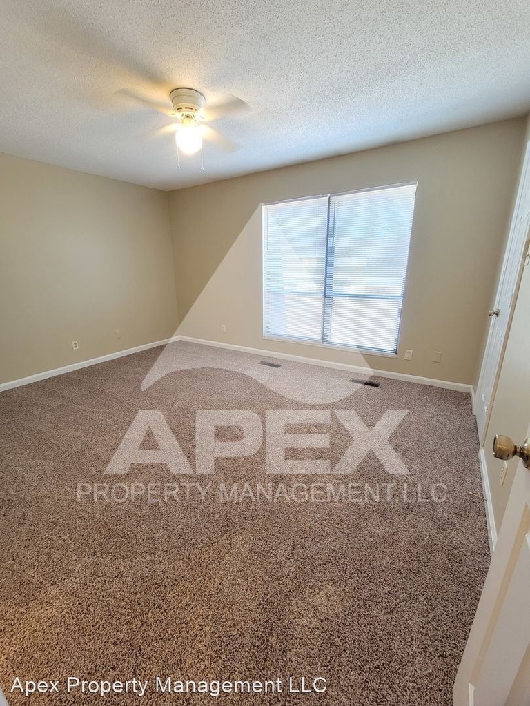 9024 Countryside Lane - Photo 16