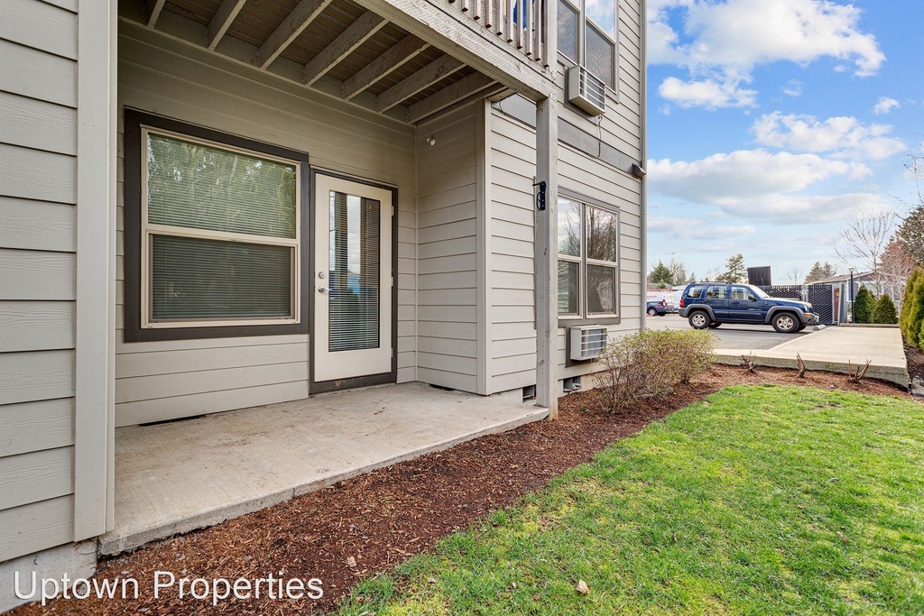 2655 Ne 205th Ave - Photo 17