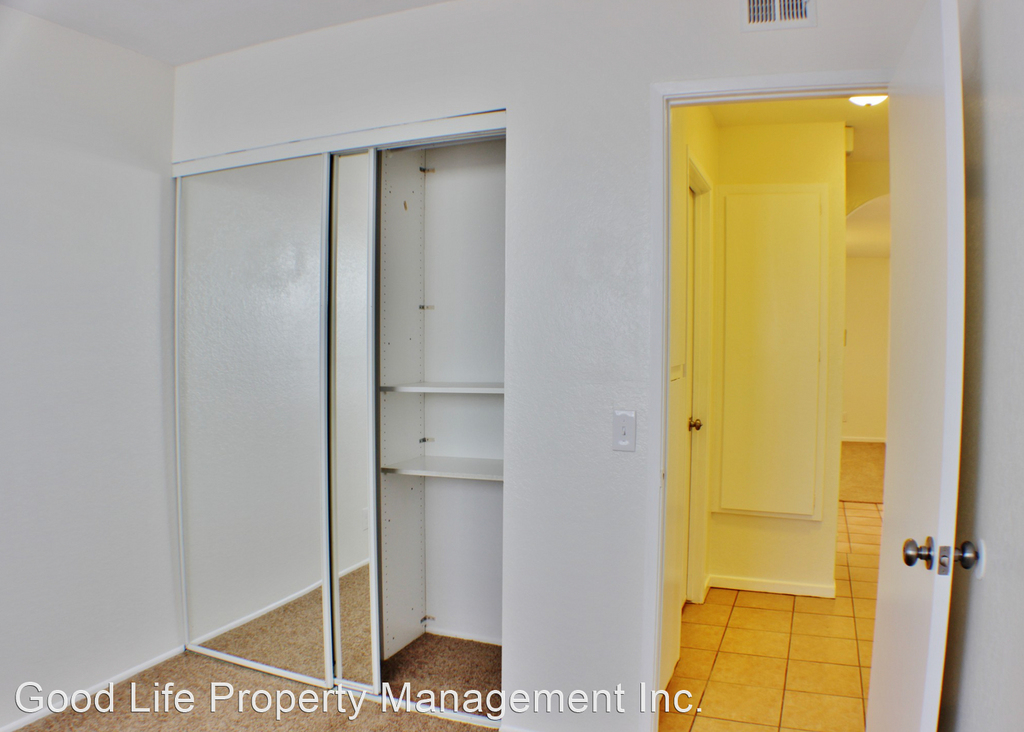 10480 Westchester Ave - Photo 16