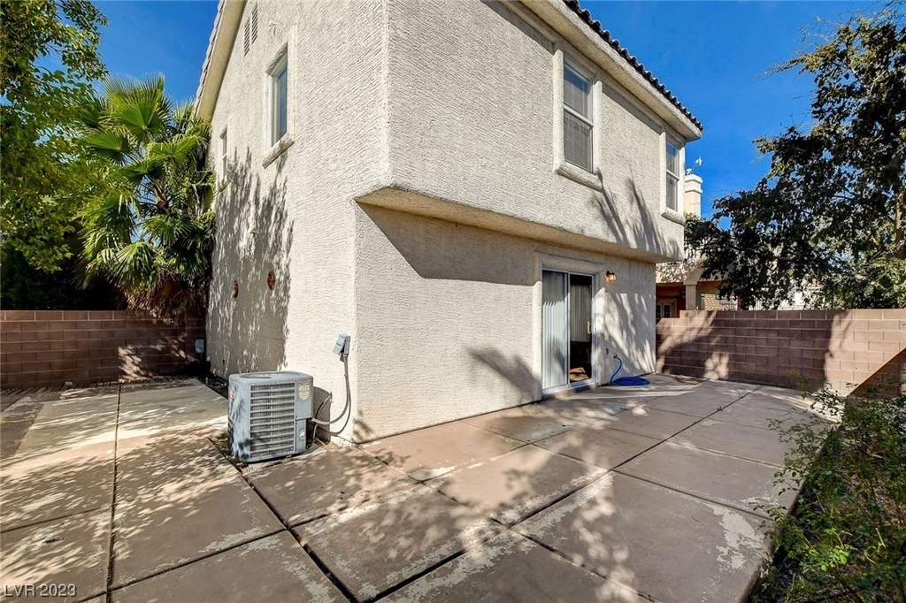 1904 Verbania Drive - Photo 40