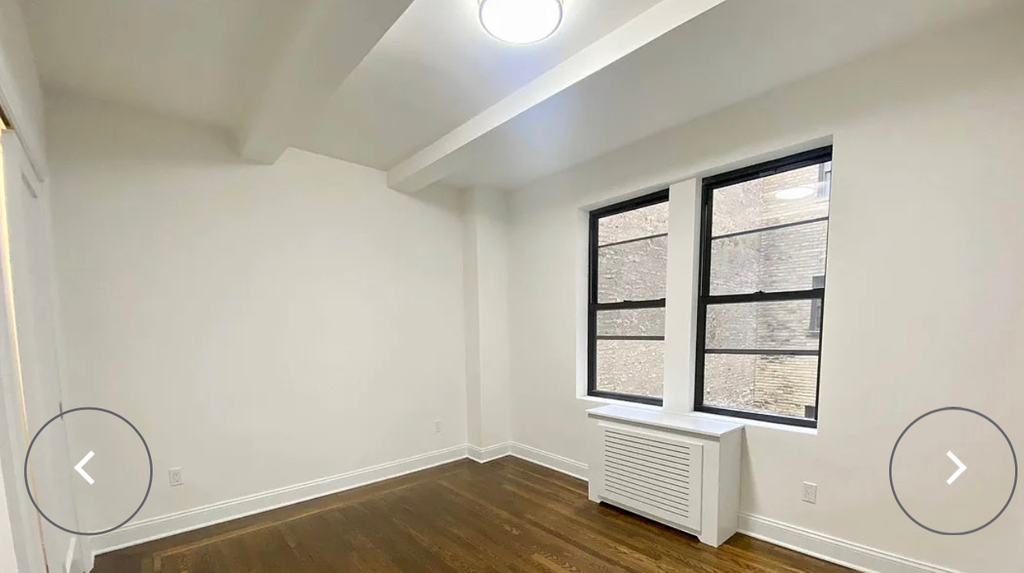 25 West 68th Street - Photo 2