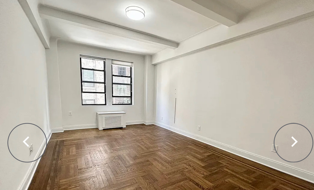 25 West 68th Street - Photo 1