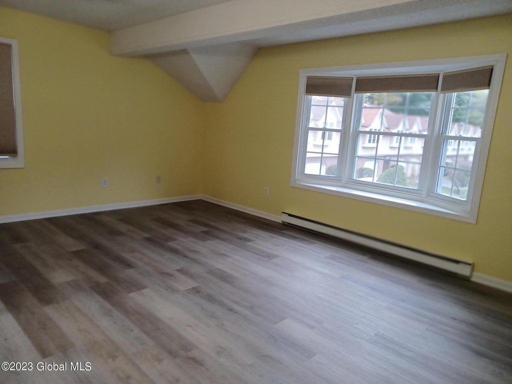 4041 Chaucer Place - Photo 12