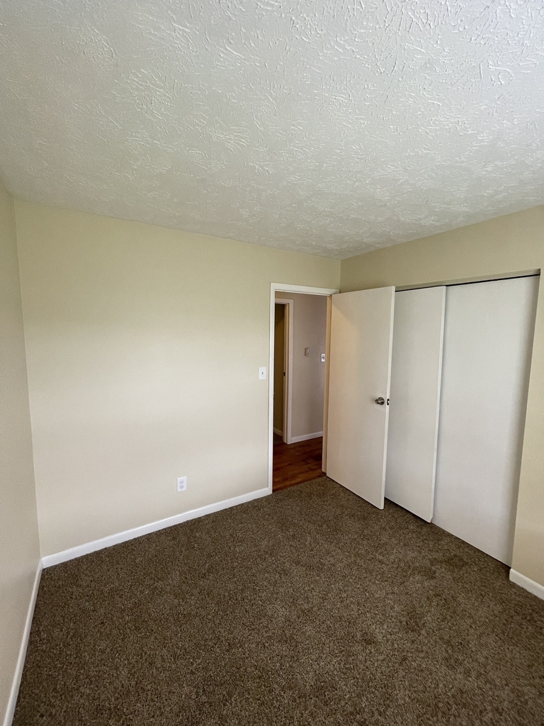 4270 Dabny Drive - Photo 6