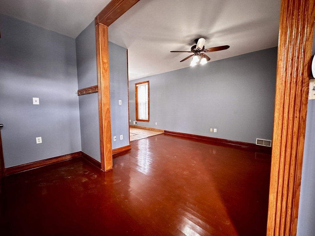 2600 W 15th Street - Photo 5