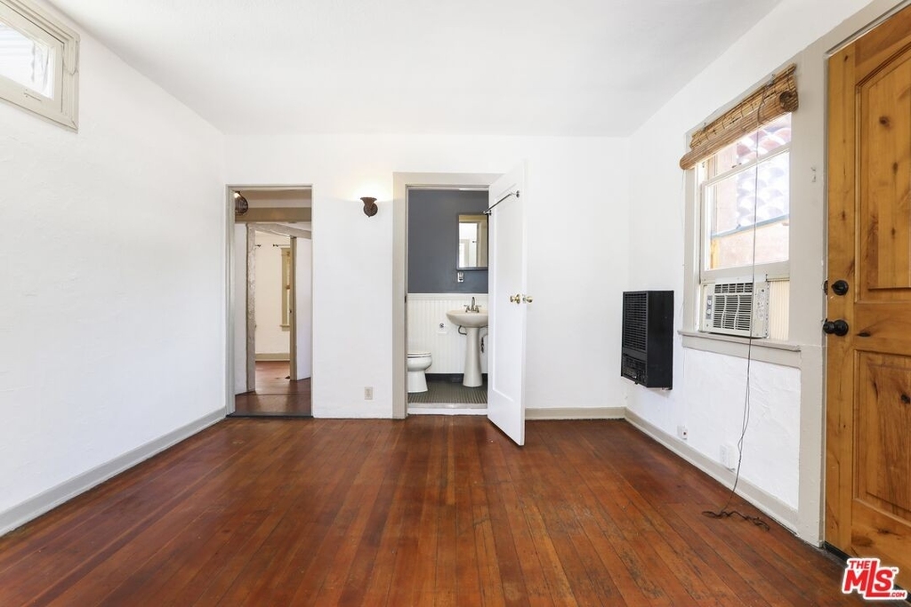 1159 N Fuller Ave - Photo 1