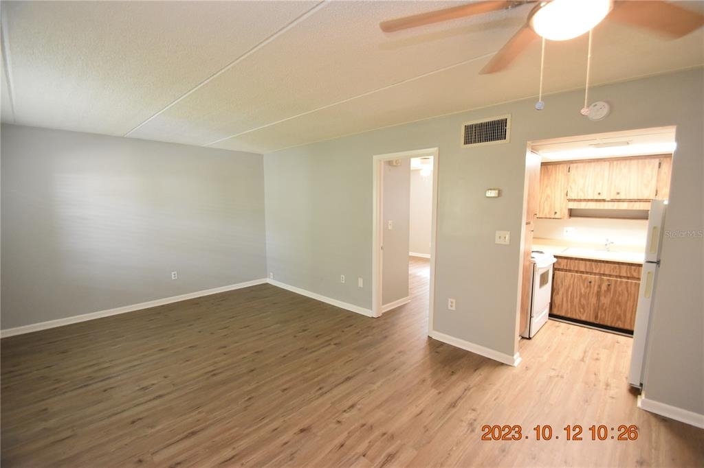 306 Danube Avenue - Photo 3