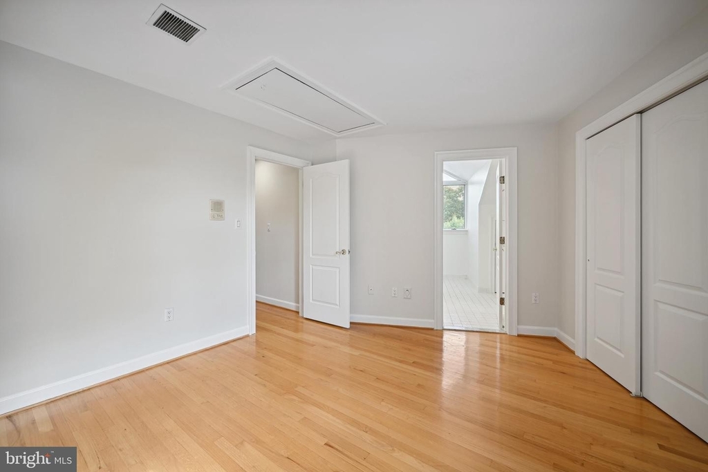 5330 Connecticut Ave Nw - Photo 31