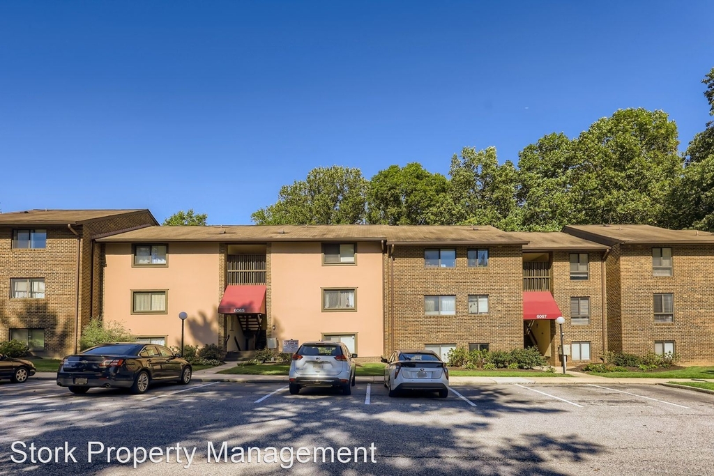 6067 Majors Lane Unit 6 - Photo 0