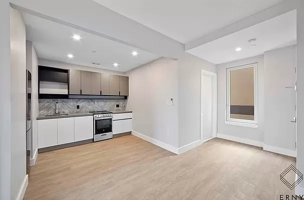 290 Linden Boulevard - Photo 1