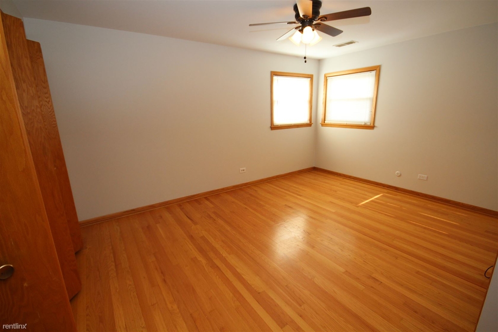 8423 W Wilson Ave Unit 2 - Photo 18