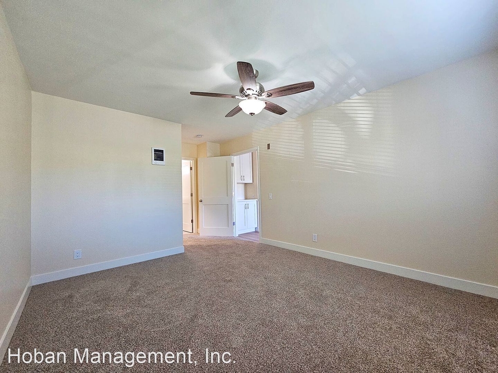 9669 Gold Coast Dr - Photo 2