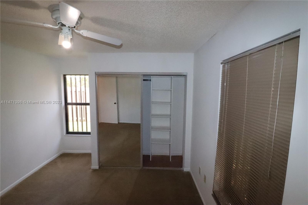 2426 Sw 109th Ct - Photo 20