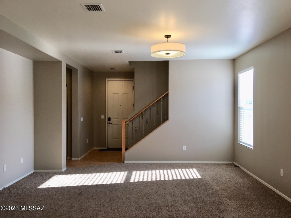 2751 N Saramano Lane - Photo 6