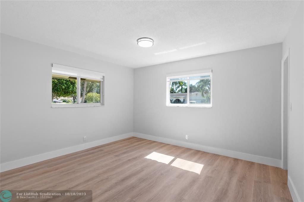 4361 Nw 3rd St - Photo 10