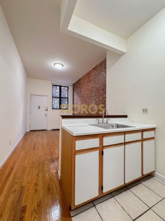 200 East 7th Street - Photo 2