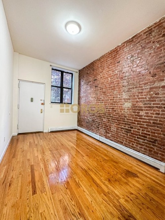 200 East 7th Street - Photo 1