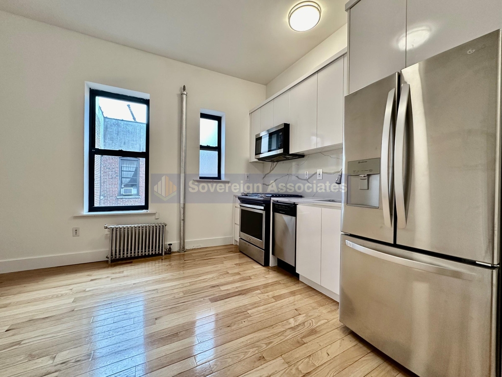 601 West 137th Street - Photo 5