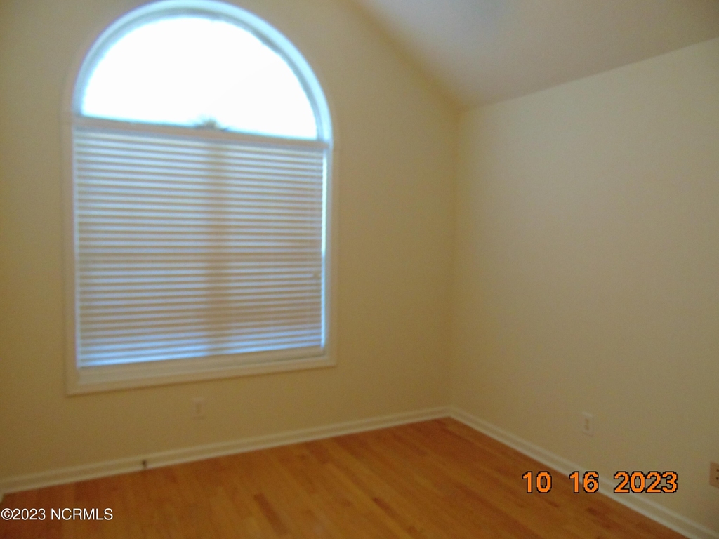 1312 Ivory Court - Photo 11