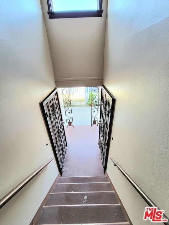 4724 11th Ave - Photo 4