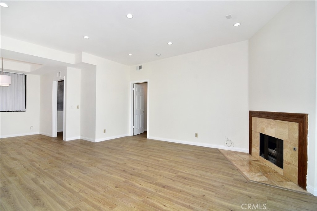 18600 Clark Street - Photo 3