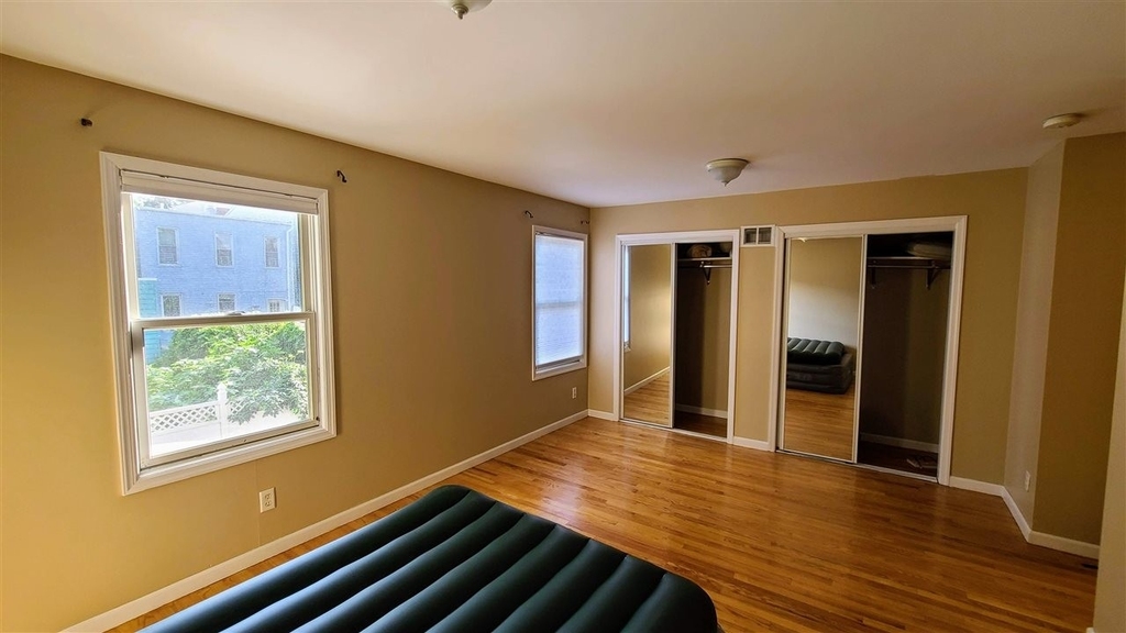 55 Grace St - Photo 5