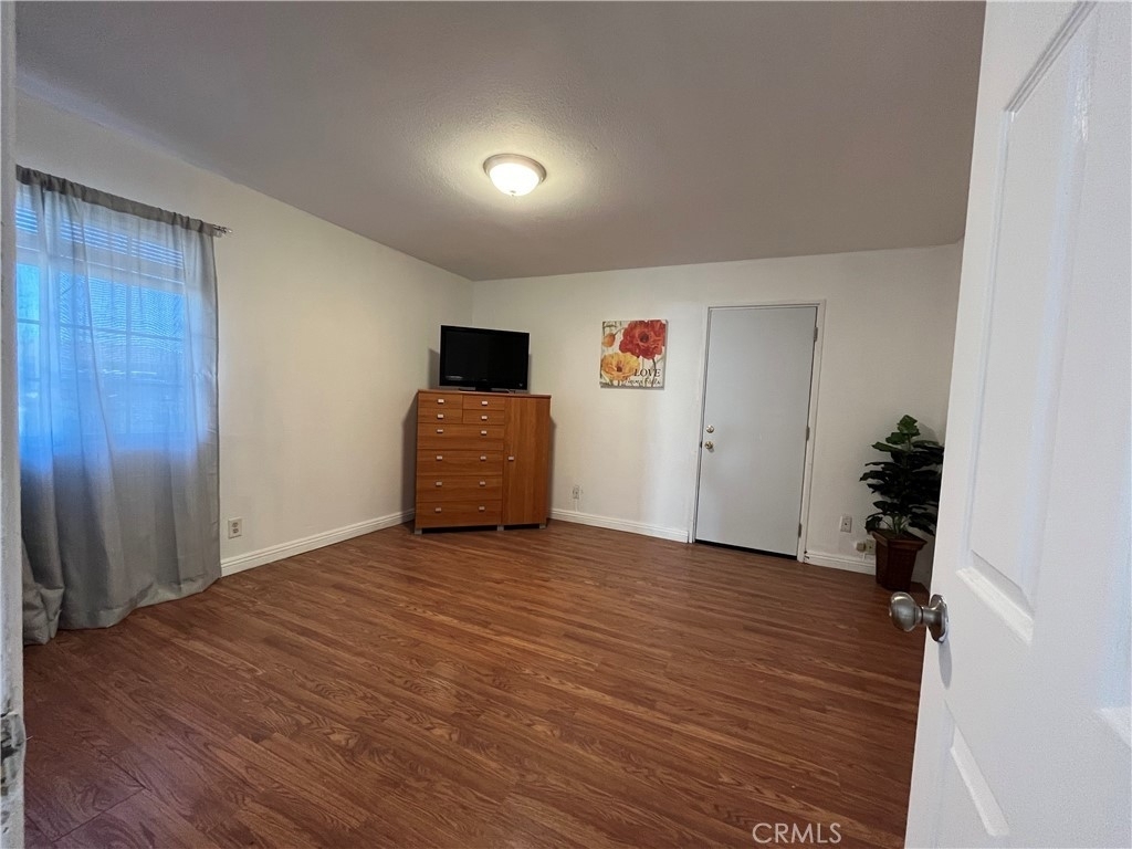 17393 Oak Street - Photo 9