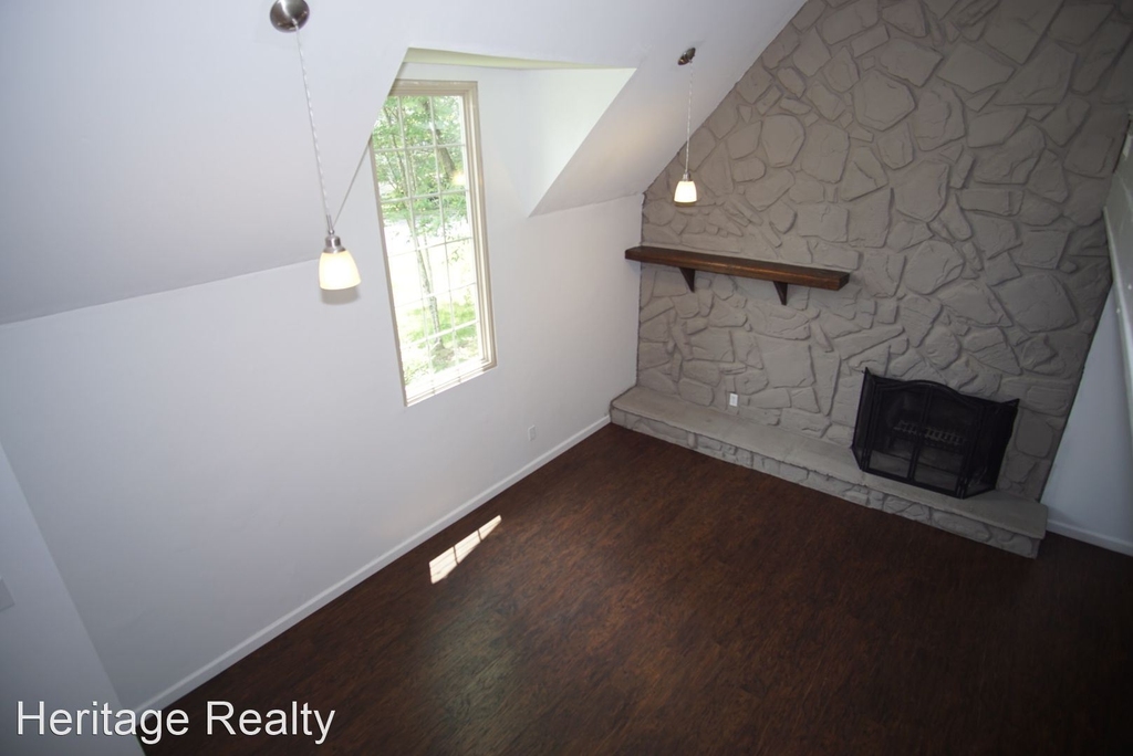 10109 Oak Creek Lane - Photo 11