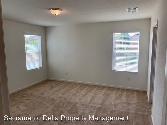 6100 Mehrten Circle - Photo 5