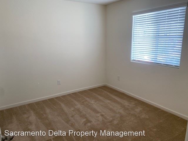 6100 Mehrten Circle - Photo 13