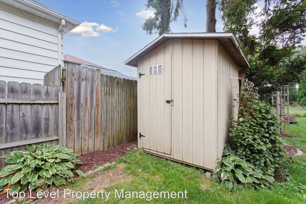 2107 Schlimgen Ave - Photo 25