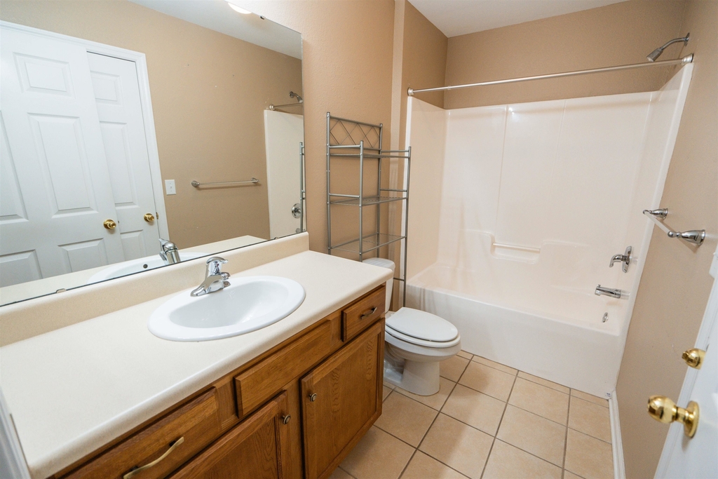 4434 Gearhart Road - Photo 13