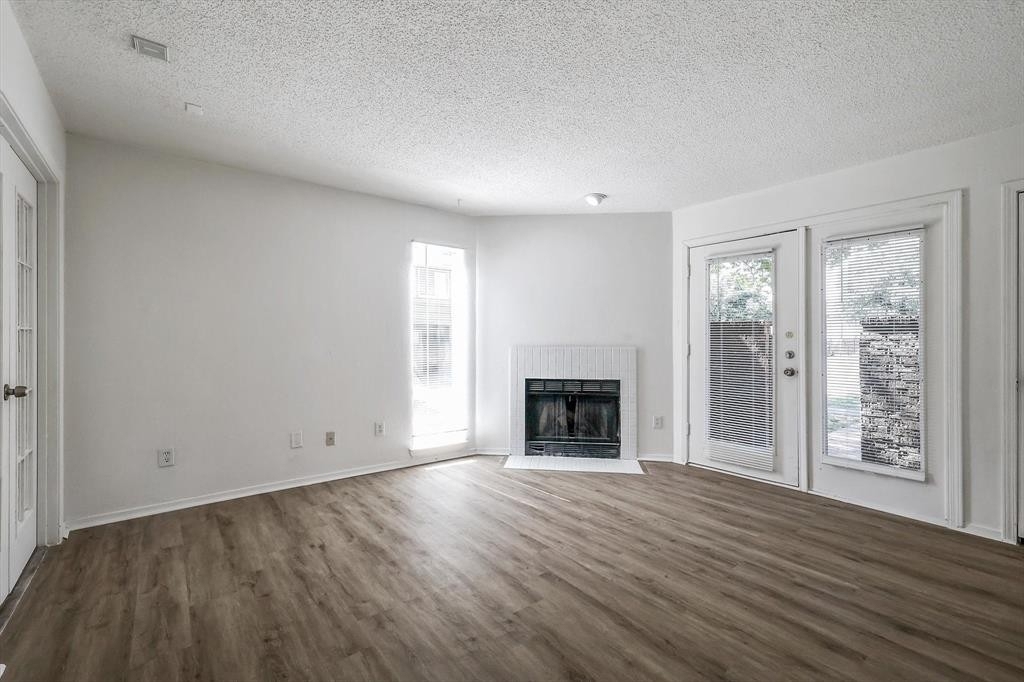 9835 Walnut Street - Photo 3