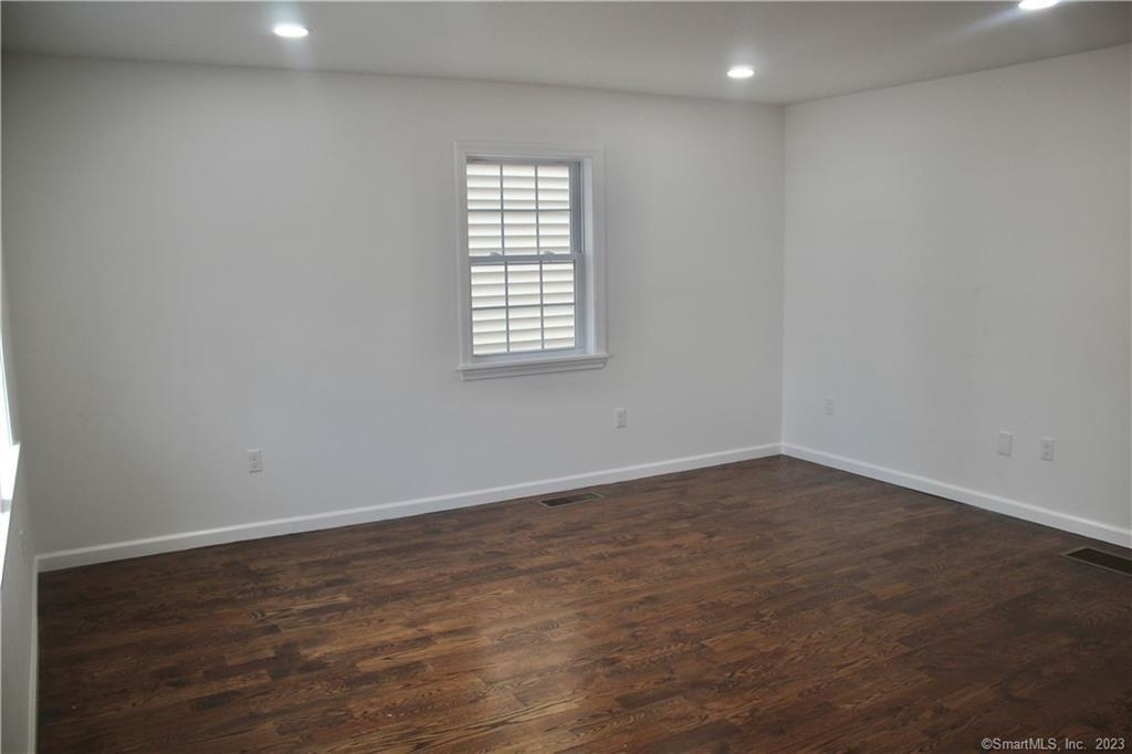 1257 Howard Avenue - Photo 1