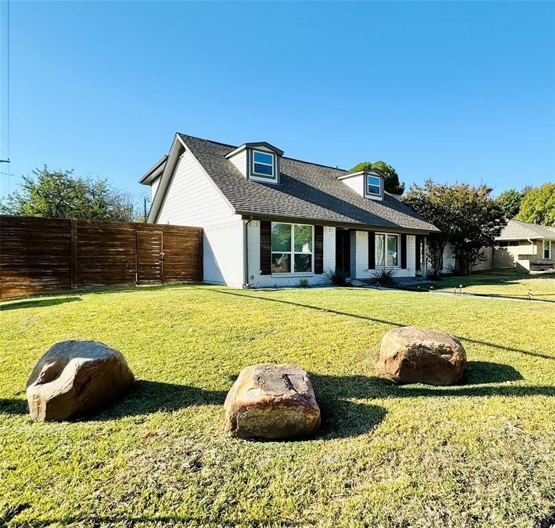 7986 Roundrock Road - Photo 1