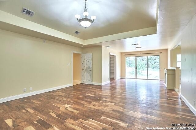 106 Village Circle - Photo 15