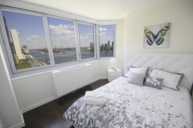 East 34th Street - Photo 2