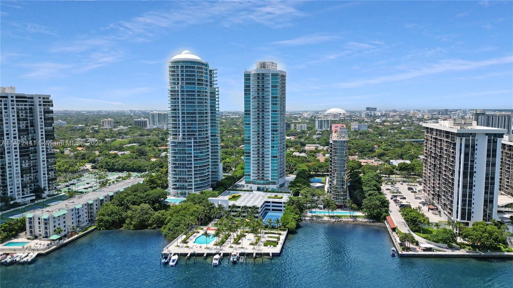 2101 Brickell Ave - Photo 14