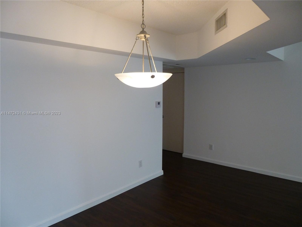 21205 Yacht Club Dr - Photo 19