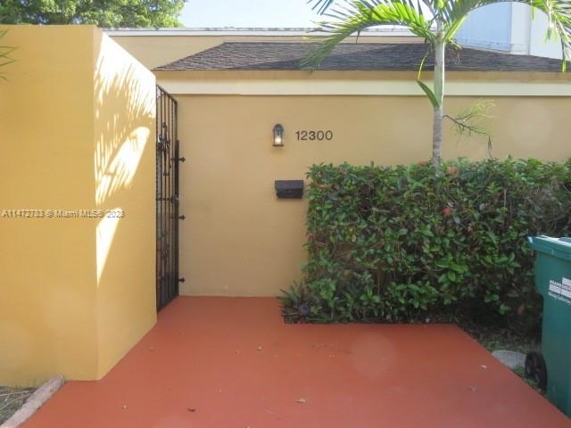 12300 Sw 18 Te - Photo 2