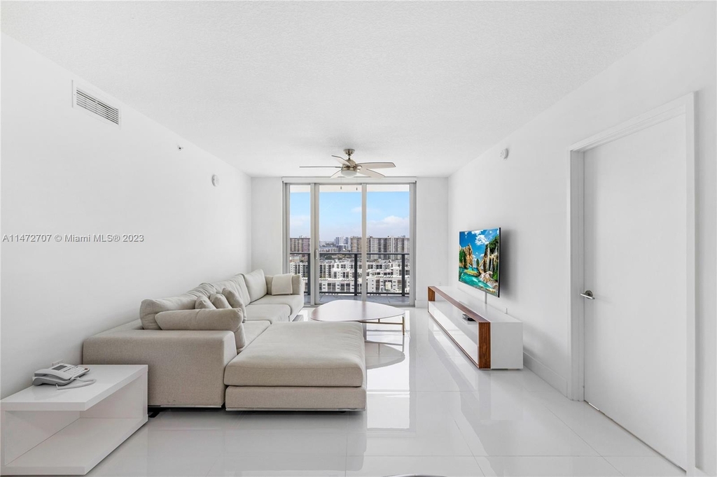 300 Sunny Isles Blvd - Photo 0