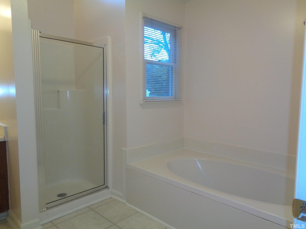 2704 Moorsfield Court - Photo 3